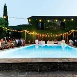 Un Etage Entier - 5 Independantes Et 3 Salles De Bains Corte (Corsica)