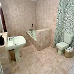 Un Etage Entier - 5 Independantes Et 3 Salles De Bains Bed & Breakfast