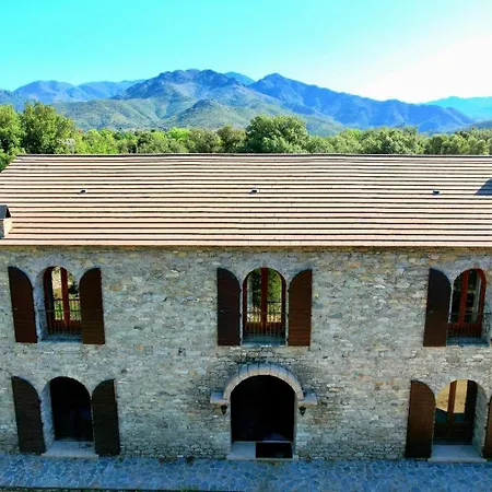 Un Etage Entier - 5 Independantes Et 3 Salles De Bains *